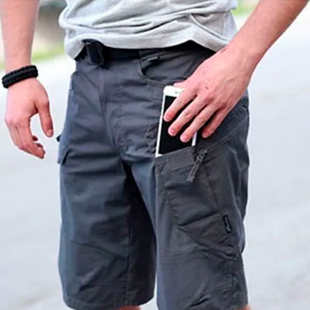 Bermuda Masculina Tática e Impermeável Borenzi BZ524 feita em brim premium, com caimento moderno, proteção contra água e design funcional com bolsos.