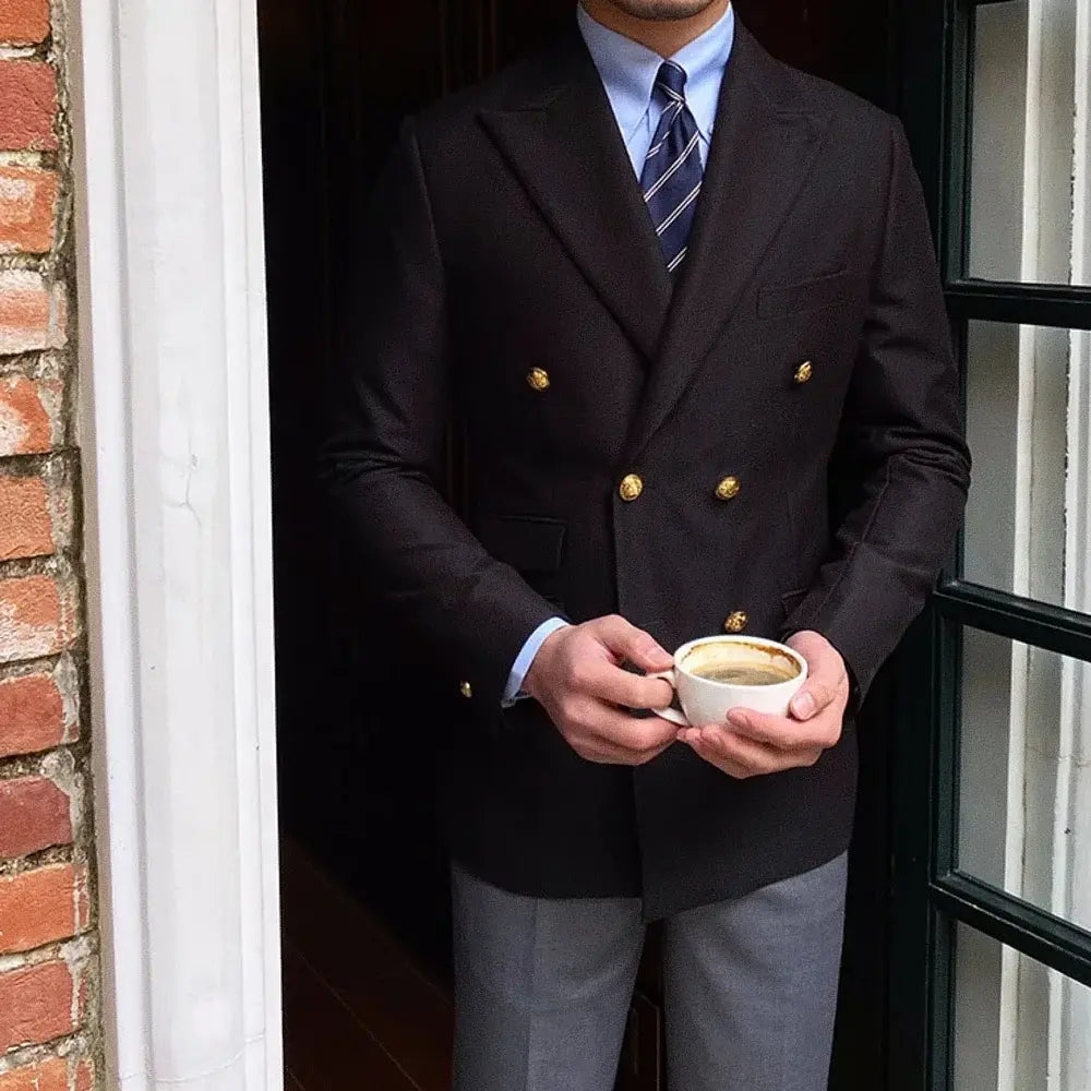 Blazer Masculino Transpassado Borenzi BZ062 com abotoamento duplo, em Ecomicrofibra Easeleaf 01, perfeito para eventos especiais.