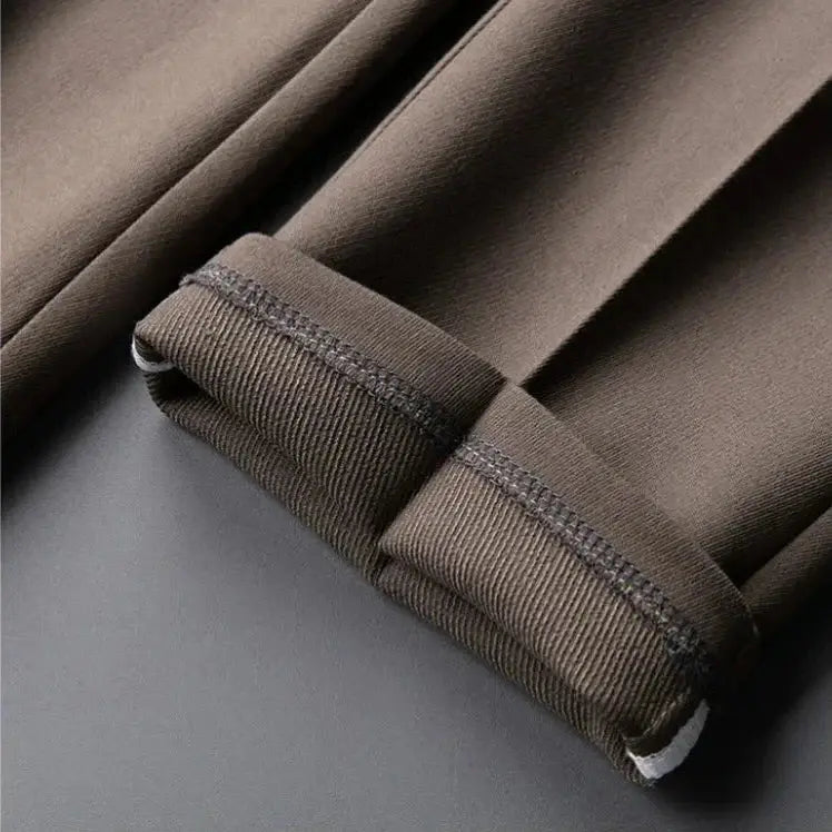 Calça Alfaiataria Masculina Slim Borenzi BZ009 – sofisticação, conforto e caimento impecável com tecido premium e corte slim fit.