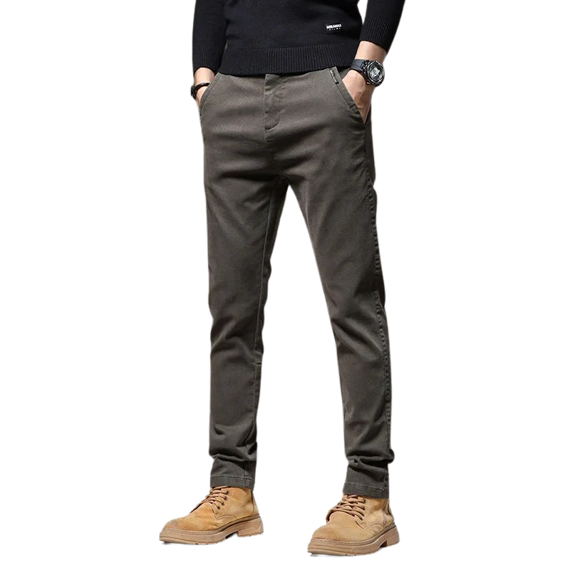 Calça Jeans Masculina Borenzi BZ002 feita com denim premium, ajuste confortável e design versátil para diferentes ocasiões