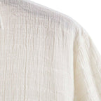 Camisa Manga Curta Borenzi Playa Off White BZ591 em tecido leve, com design sofisticado e caimento impecável para ocasiões casuais e dias ensolarados.