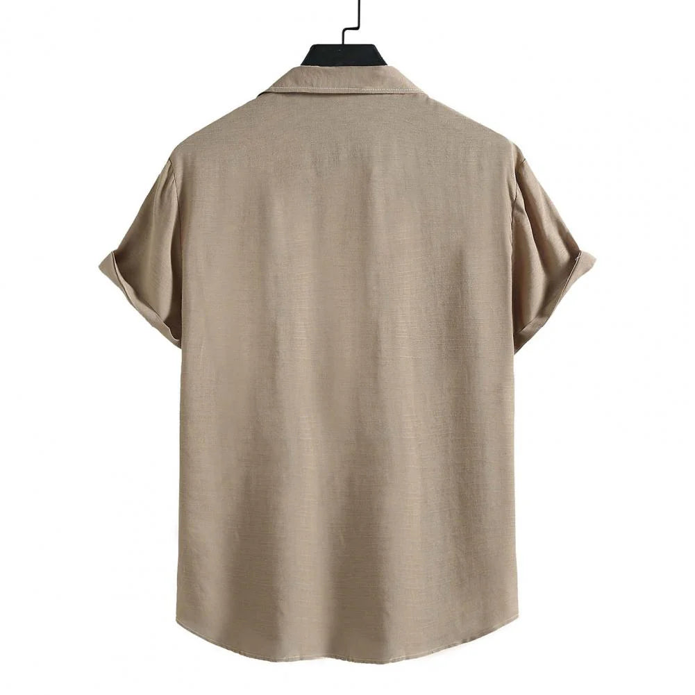 Camisa Manga Curta Lisa Borenzi BZ537 feita em tecido leve e respirável, com design minimalista e caimento ajustado que garante estilo e conforto.